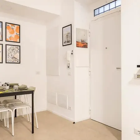 Domus76 شقة روما