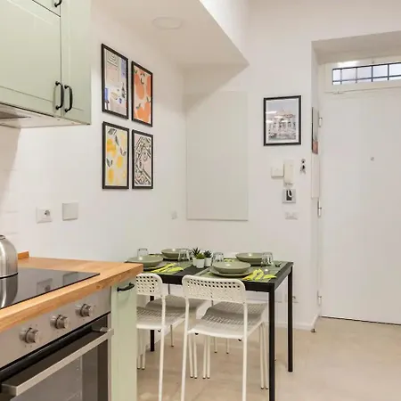 Domus76 شقة روما